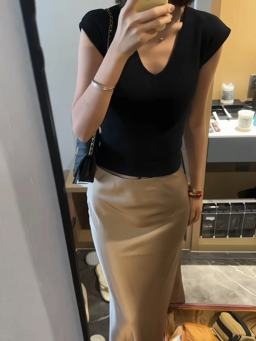 Live图实况！被这60多的缎面裙美到失语