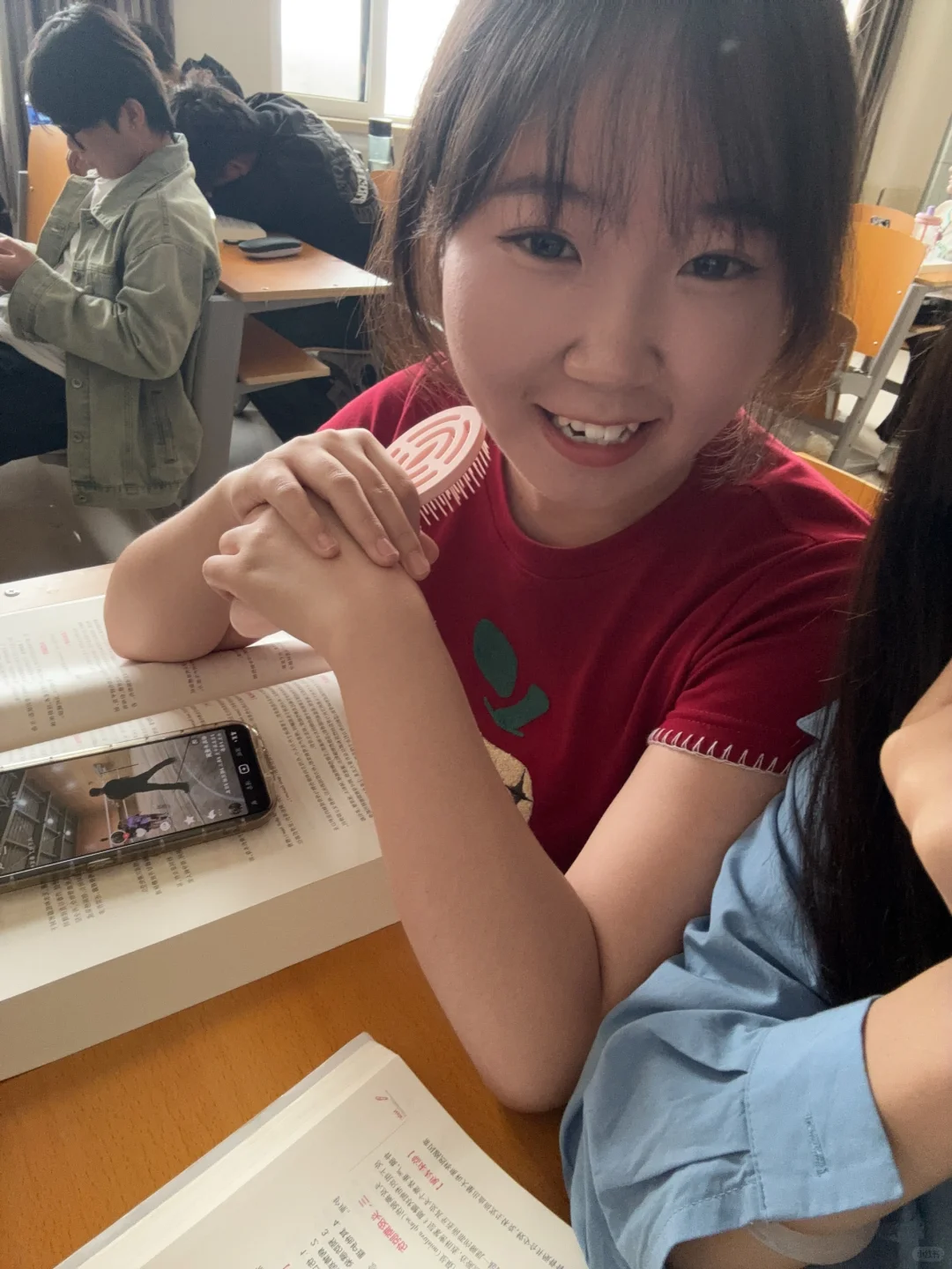当代女大学生日常