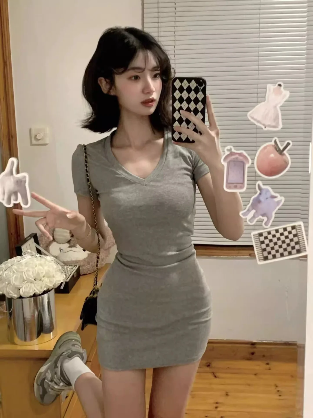 美到窒息的灰色小裙子～～～