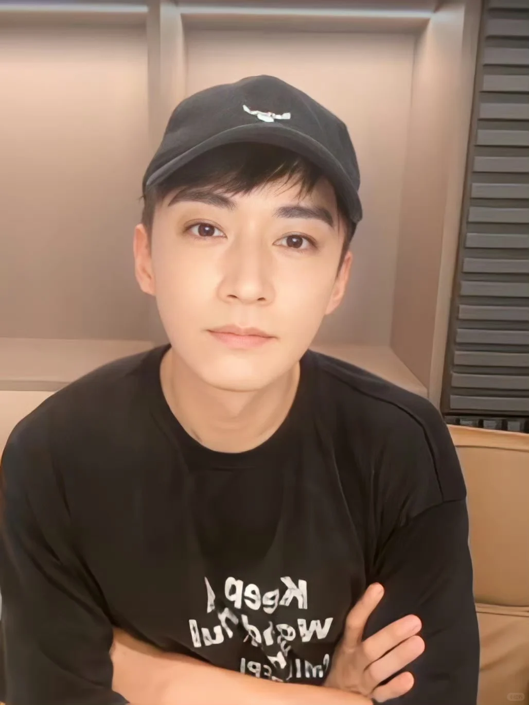刘美人本人也挺高岭之花