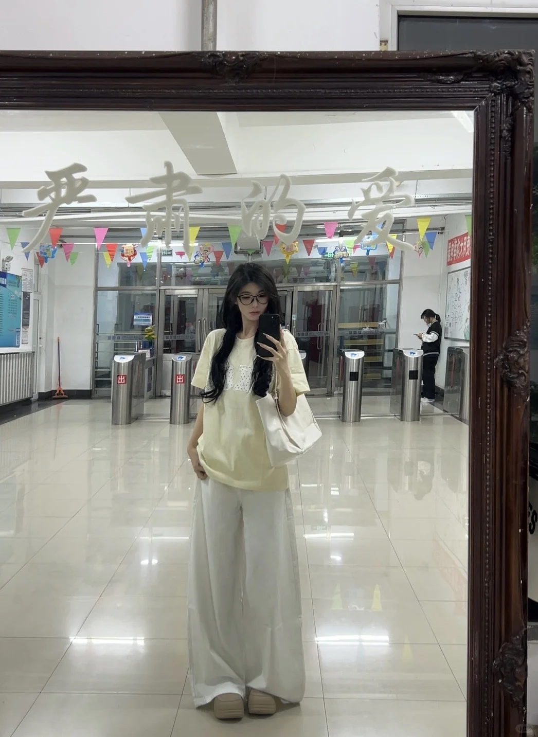 171 102｜淡人女大校园日常简单舒适ootd
