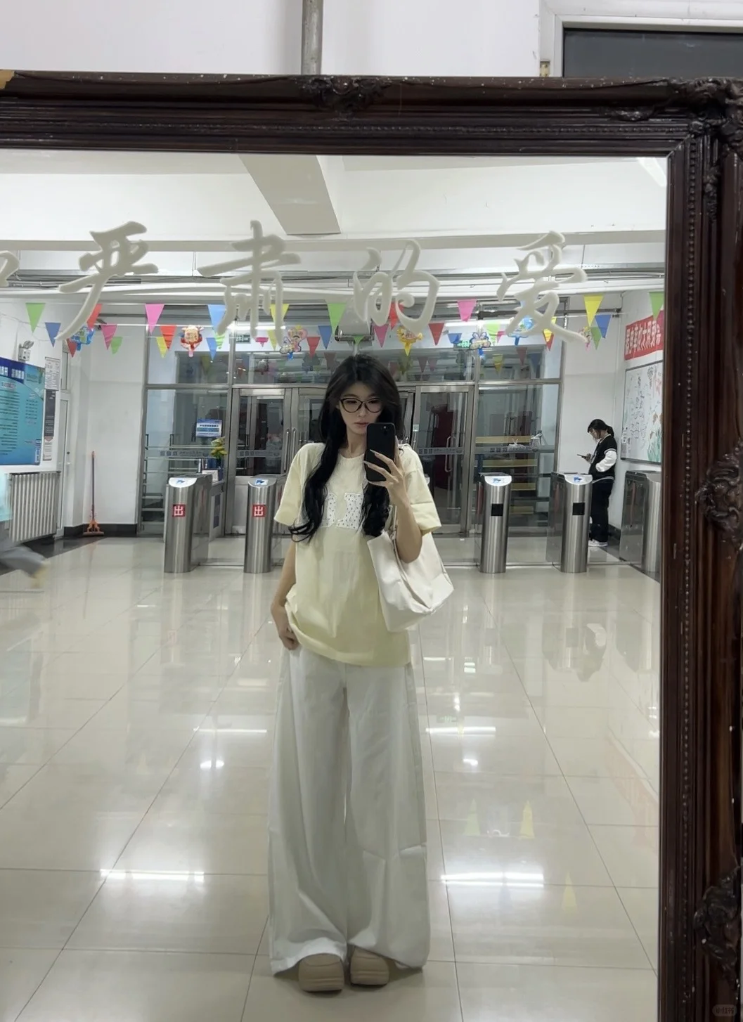 171 102｜淡人女大校园日常简单舒适ootd