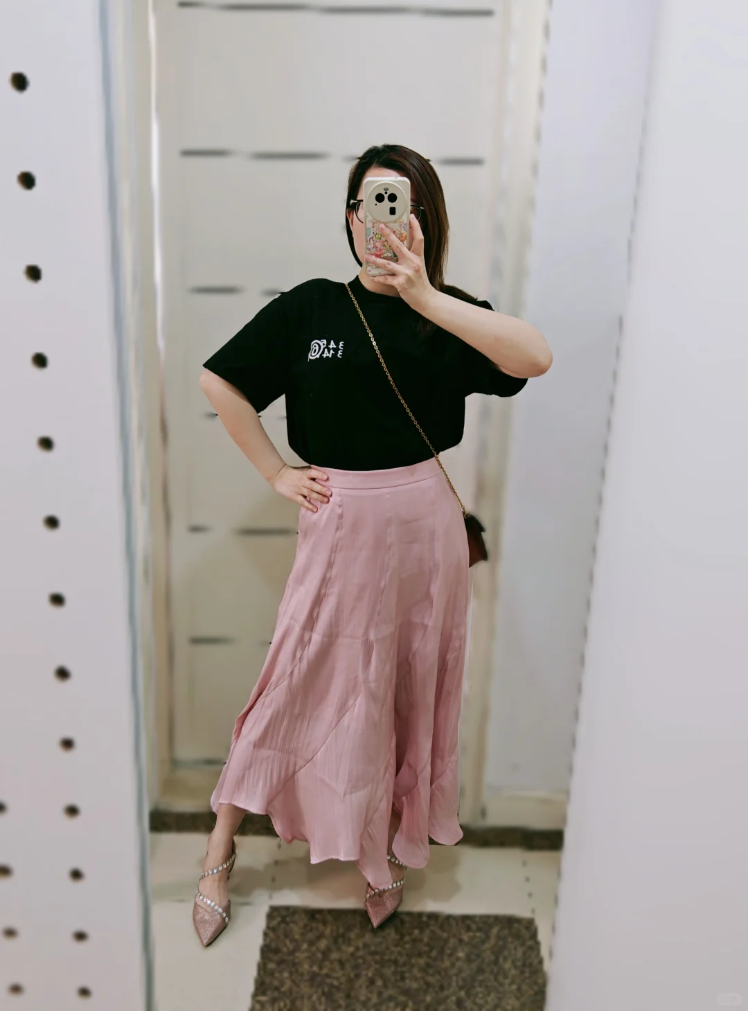 黑粉🖤🩷穿搭 梨形身材姐妹要的松弛感