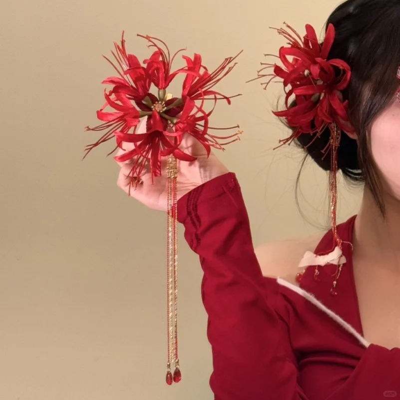 种草啦！高级感红色彼岸花发夹🌸