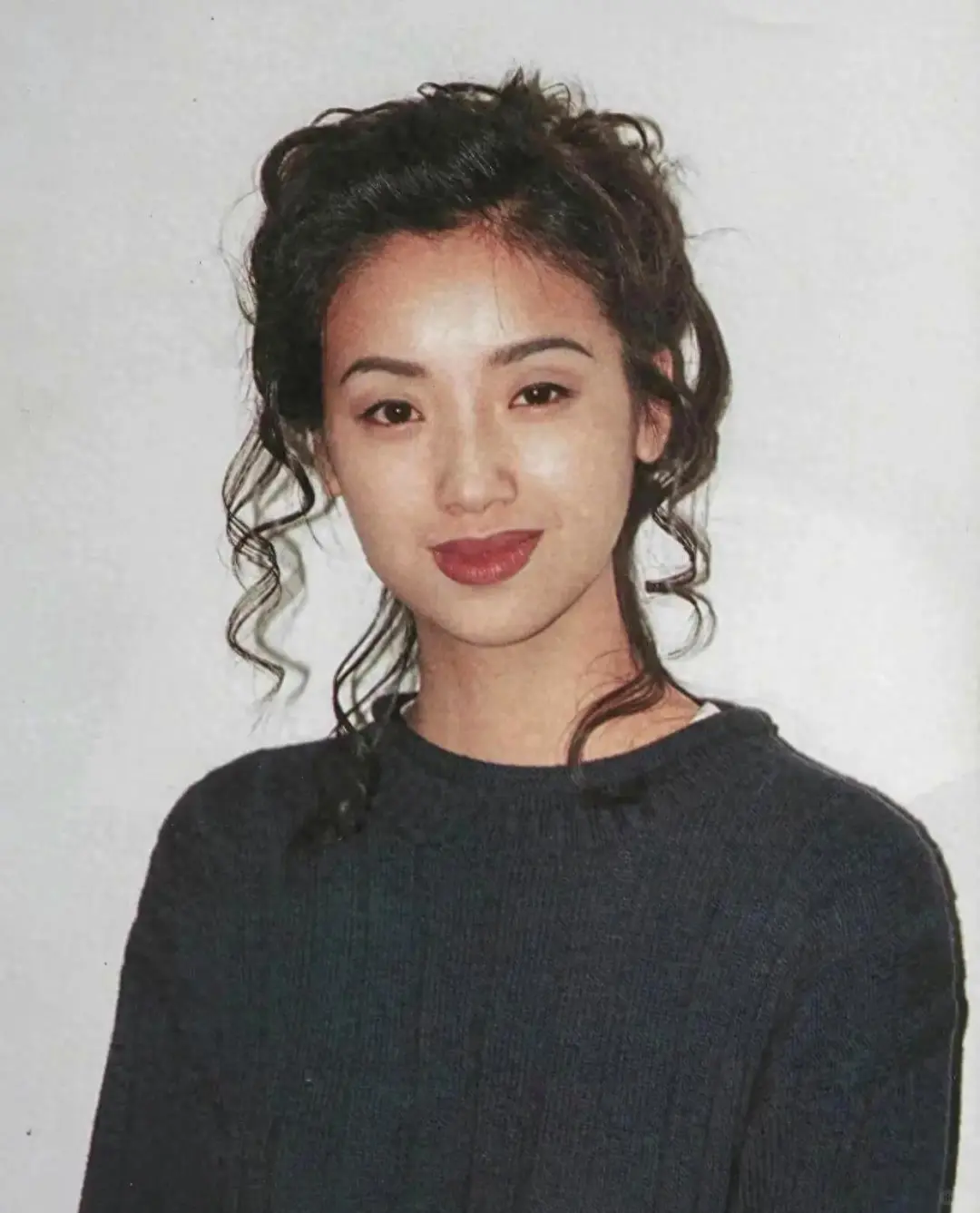 美人迟暮！香港女神吴倩莲长相大变样
