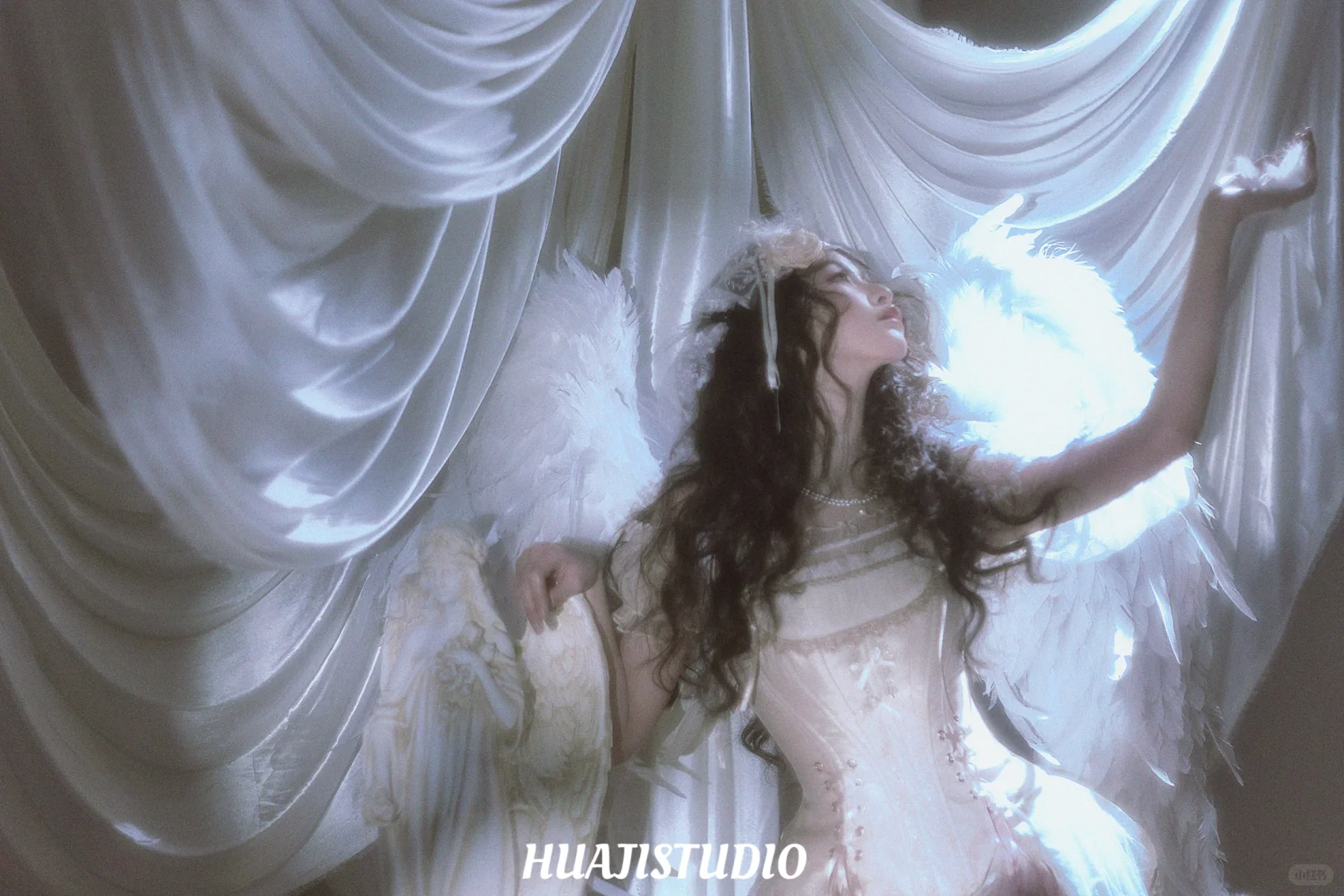 天使降临𝐀𝐧𝐠𝐞𝐥✝︎₊˚․⁺｜上海写真