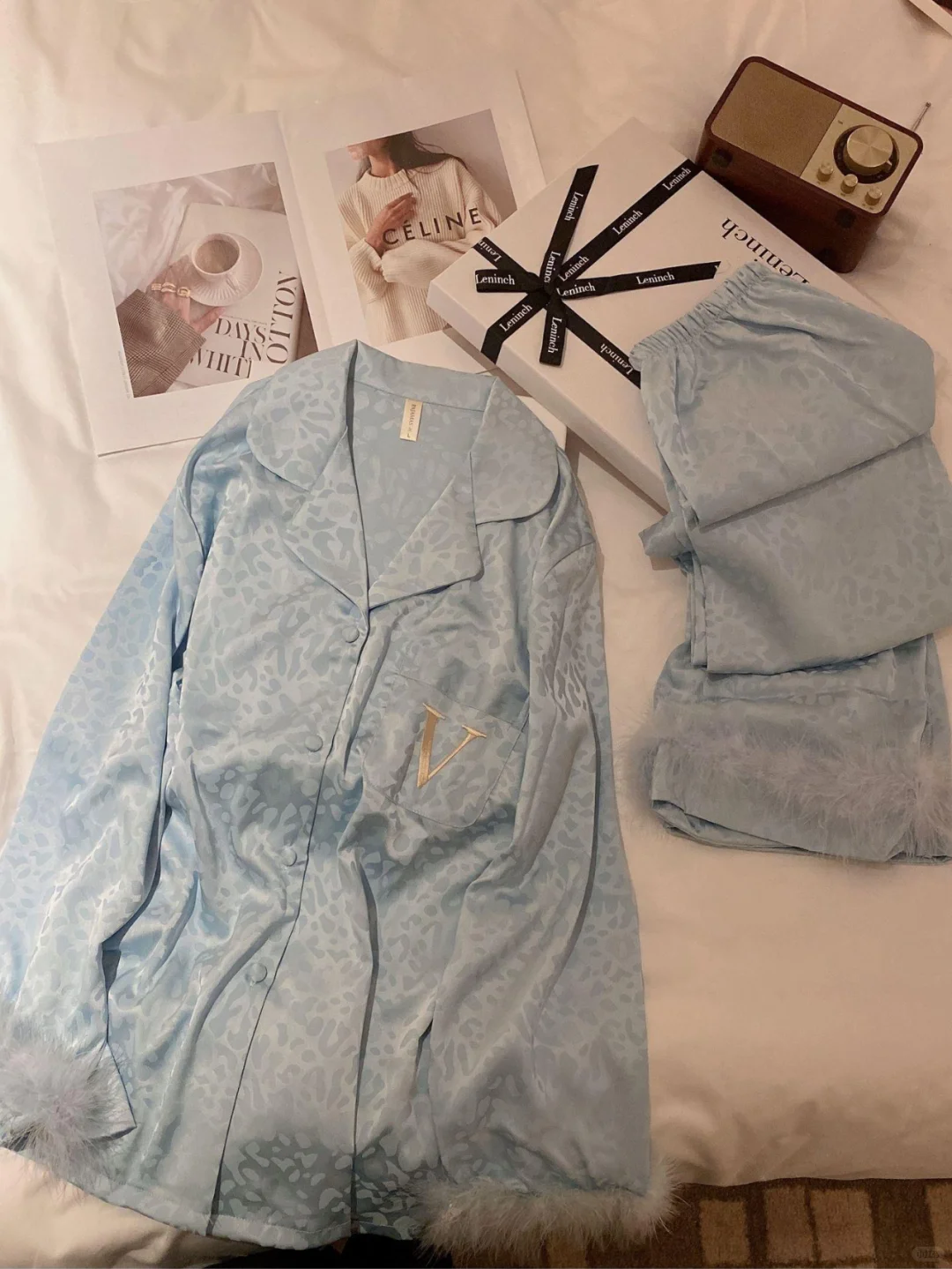【魅惑天使】春秋V羽毛睡衣女长袖套装高定