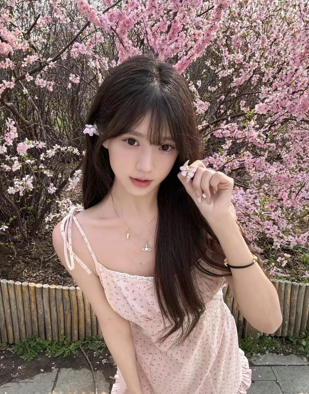 上海04女大学生