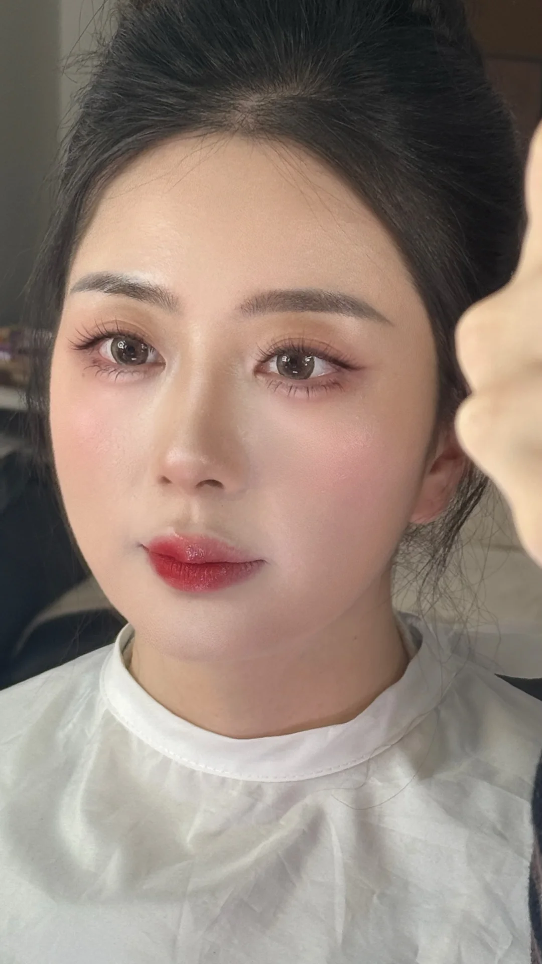 美丽的👧经得住懟脸拍啊