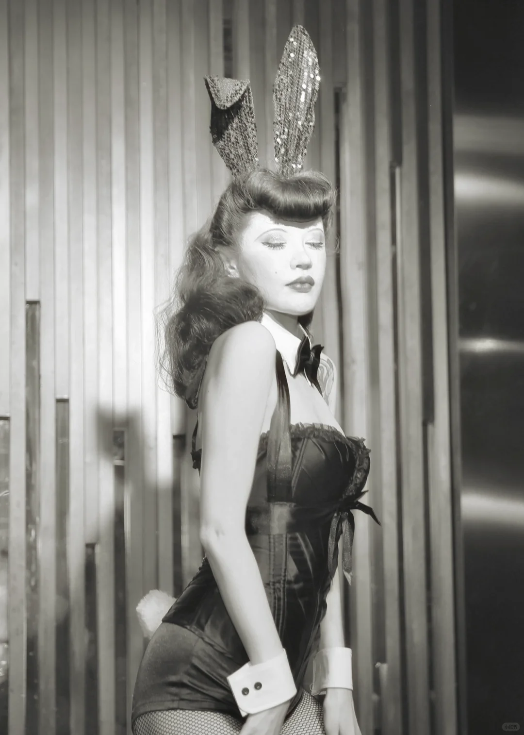 Burlesque|Moonglow Bunny