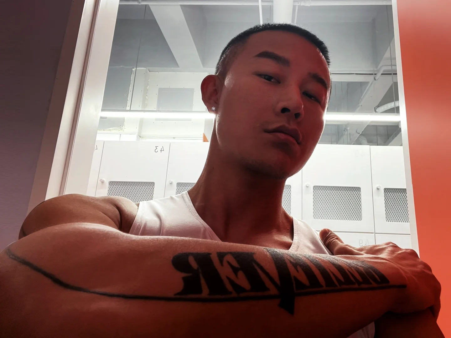 今天当偷心美人丨为啥给我推这个奇怪的话题