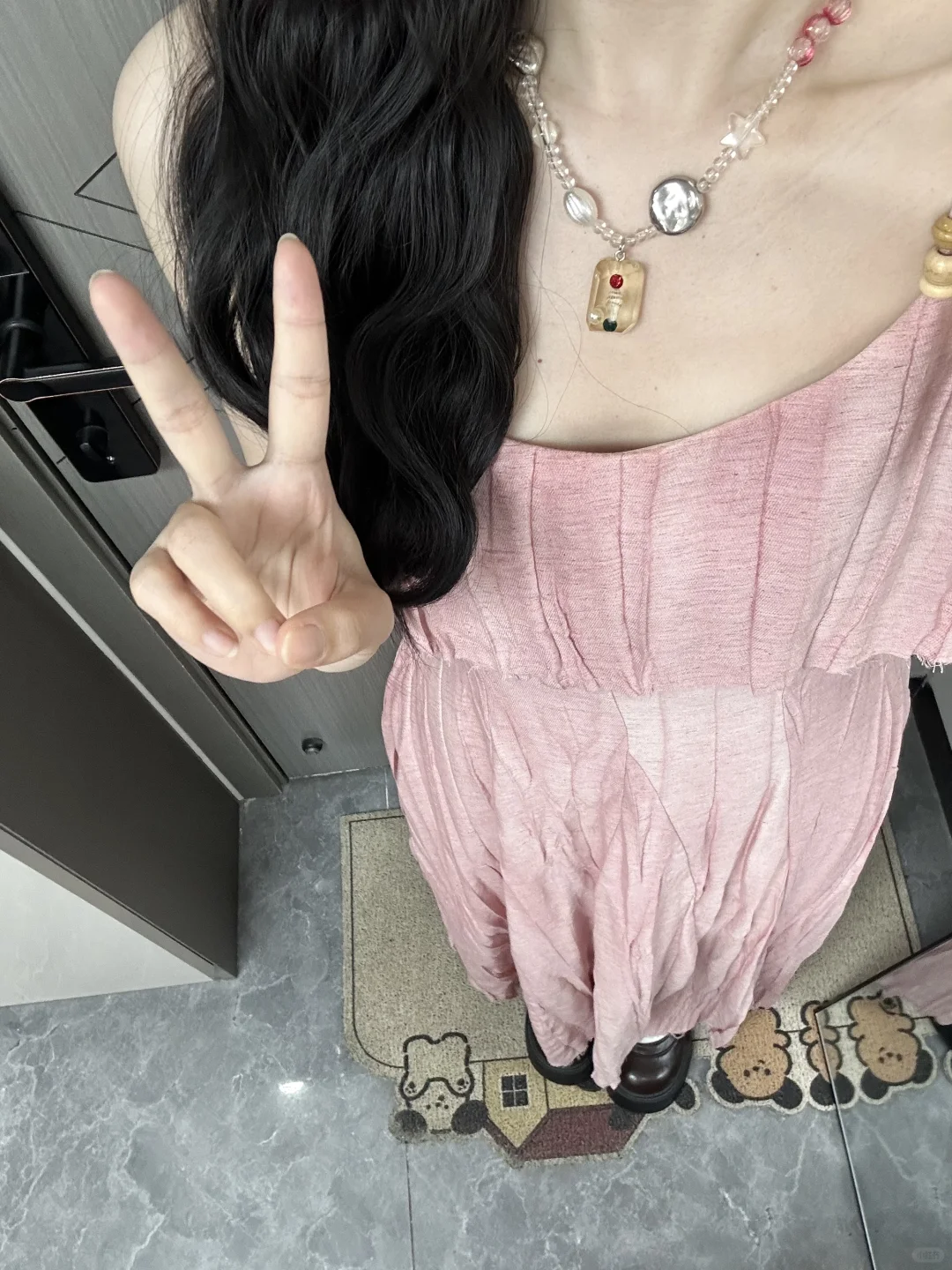 姐妹们帮我选选 哪个更适合我呀？