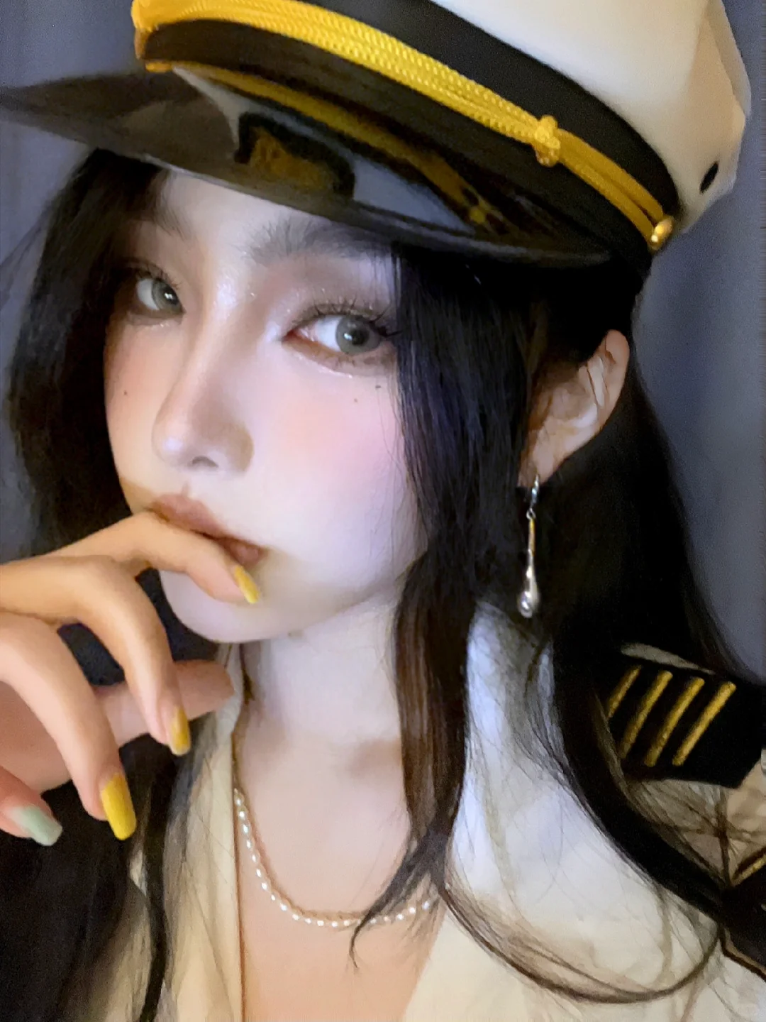 不好意思 只媚女
