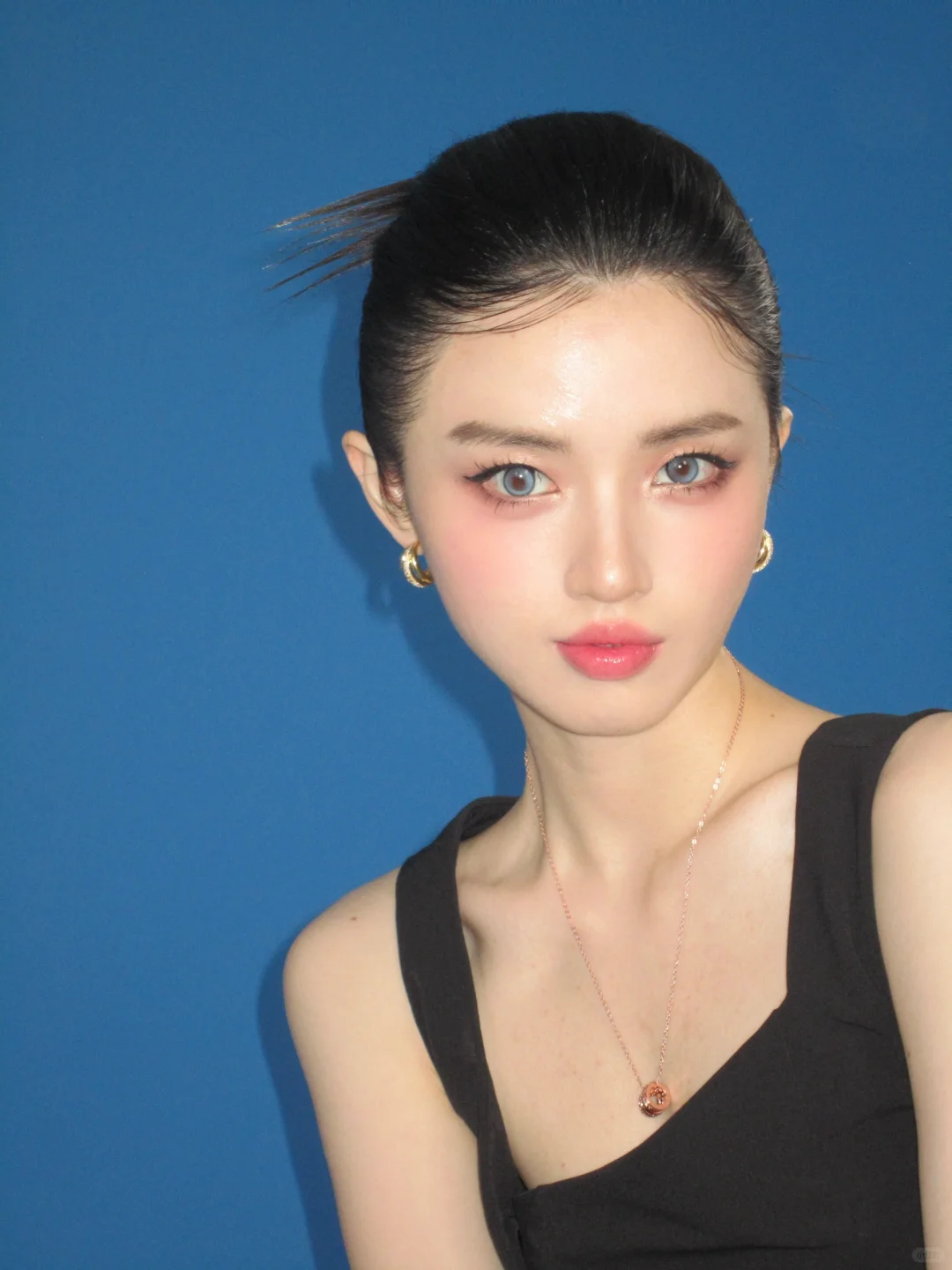 全网找这个女模!