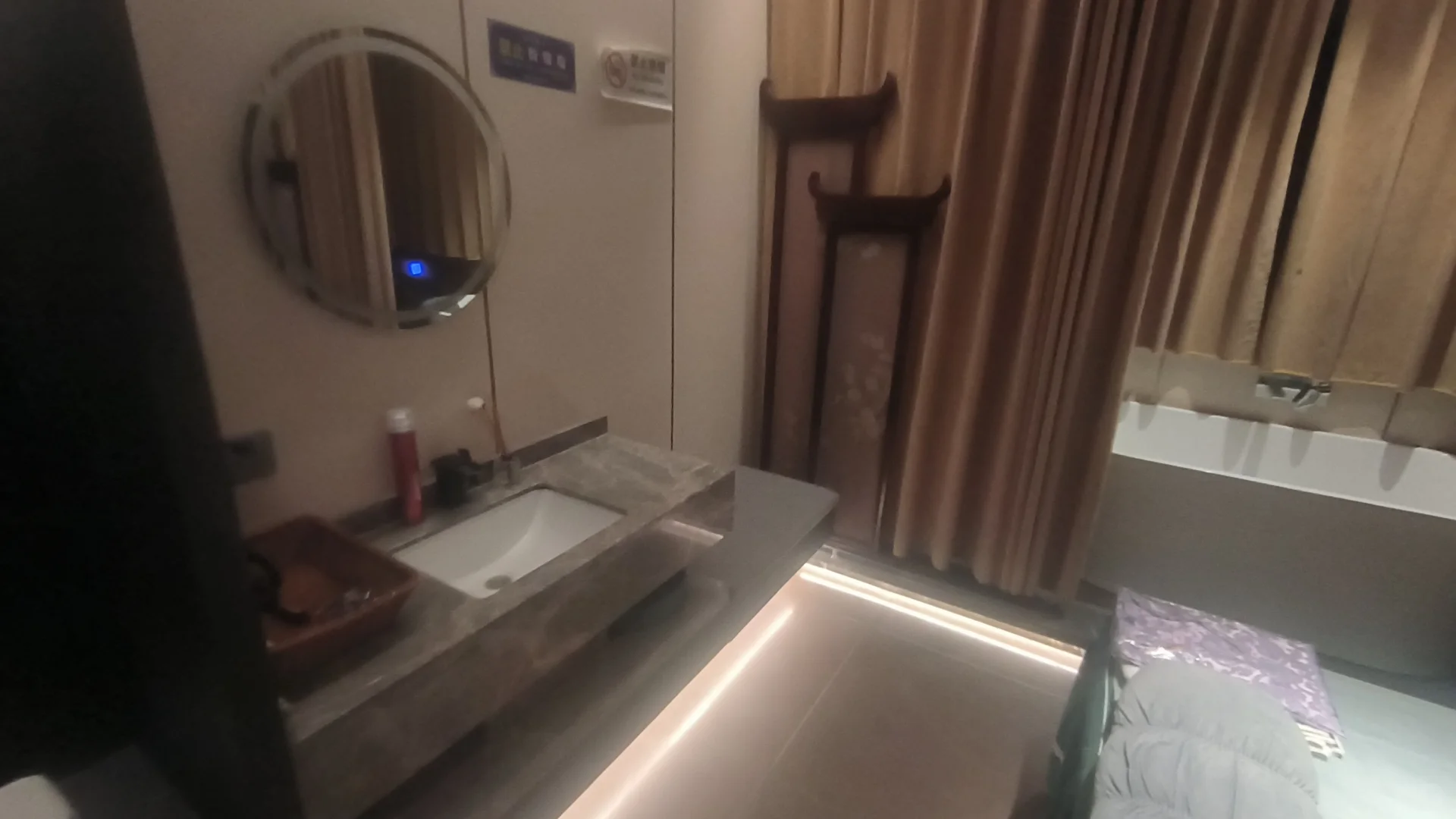 【足浴探店】游赣江，爬武功山，洗个脚