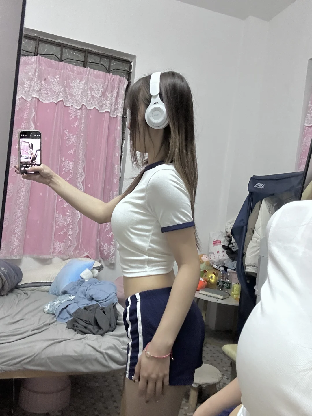 只要我是一坨屎，就没人敢踩到我的头上