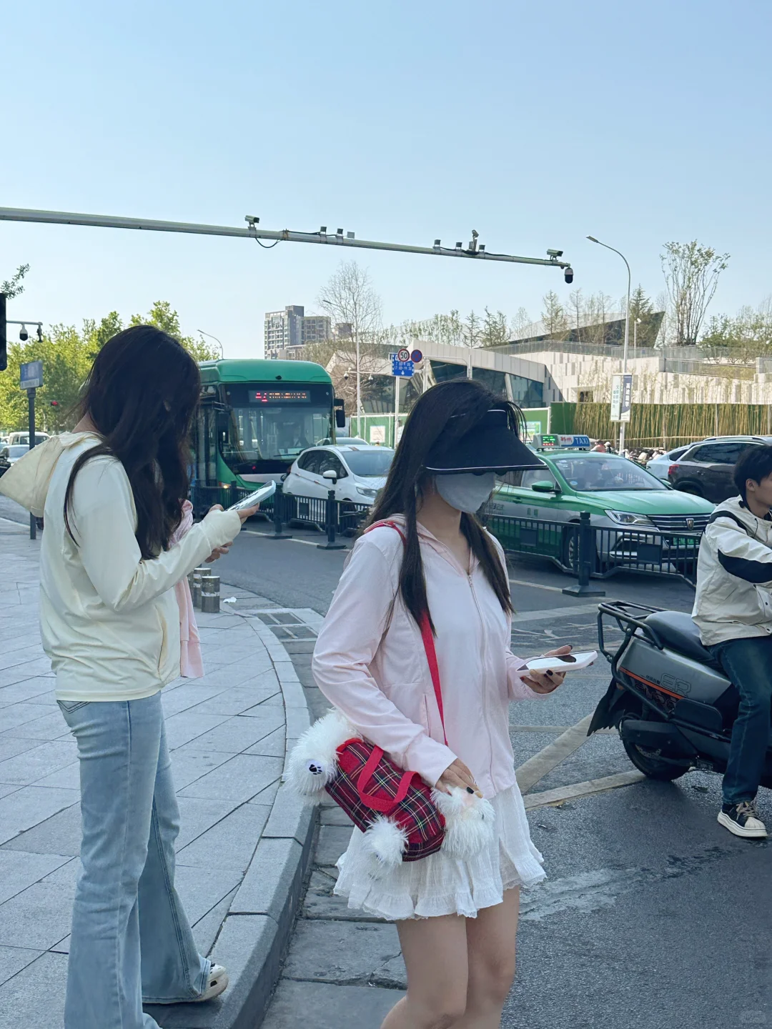 奉劝女生别在这么穿了。。。