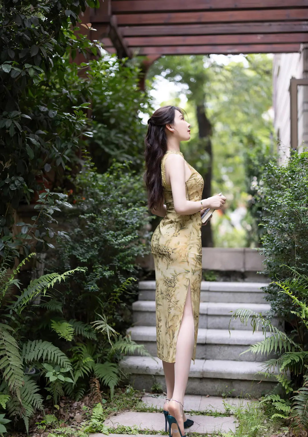 秀人写真壁纸分享丨出镜-徐莉芝Booty