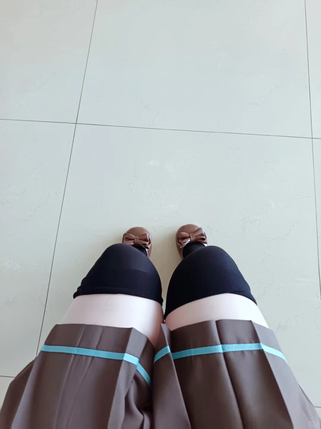 肉腿还是穿黑色显瘦