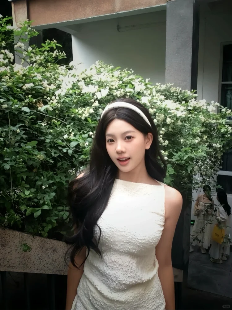 05女大 约拍寻摄影师📷可甜可盐 可互动 滴