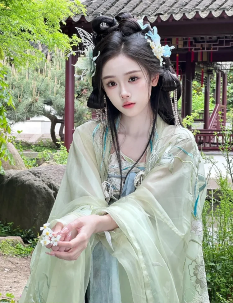 谁懂啊‼️来杭州汉服妆造没有踩雷～