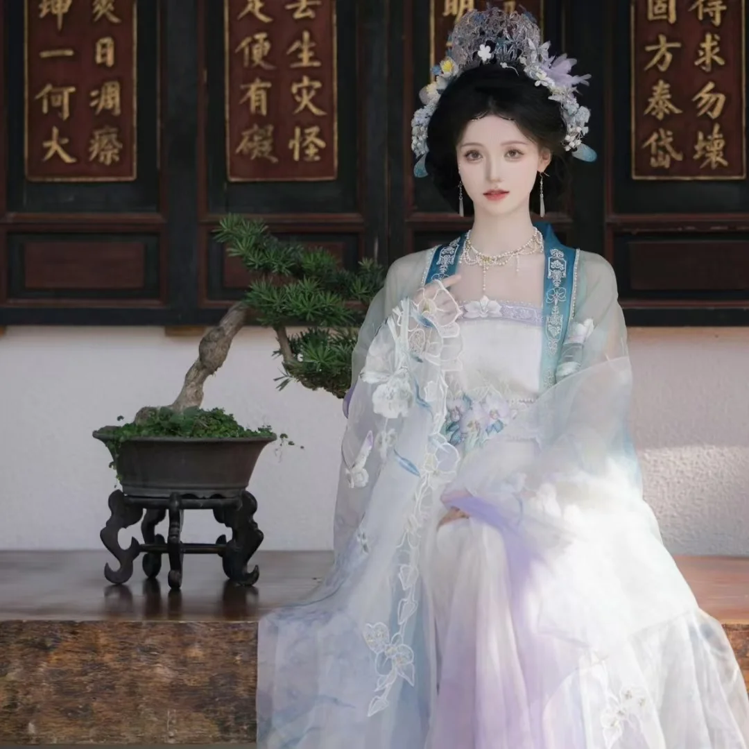 这是谁的神仙颜值啊！汉服美女