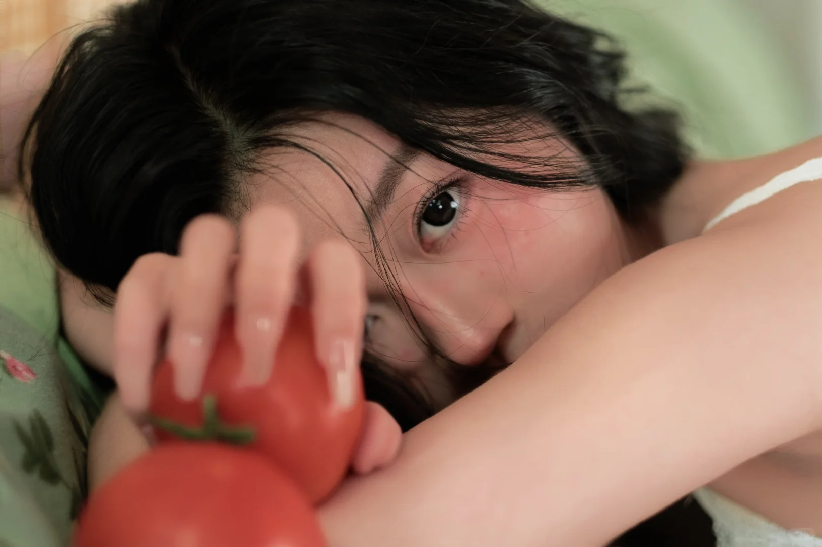 番茄味的少女心事｜胶片居家写真分享📷