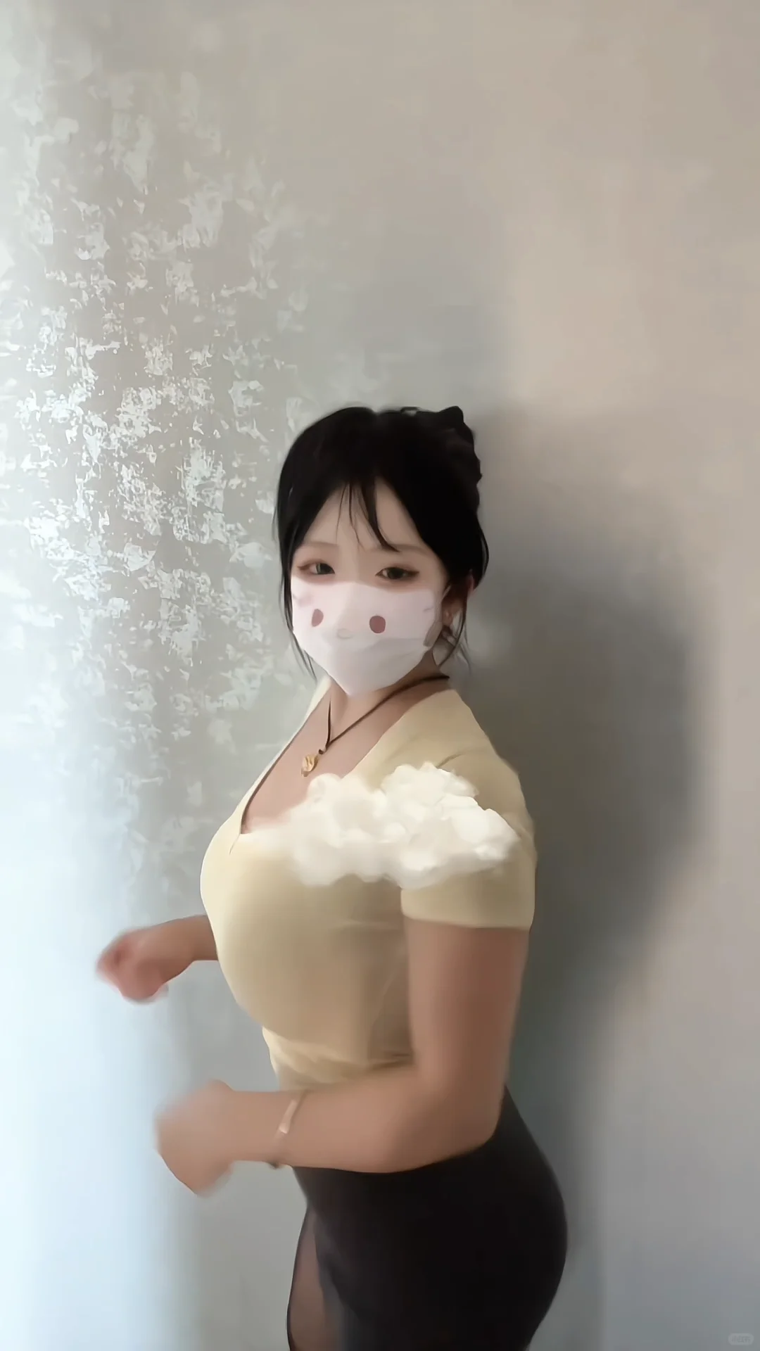 大🐻女孩穿衣自由