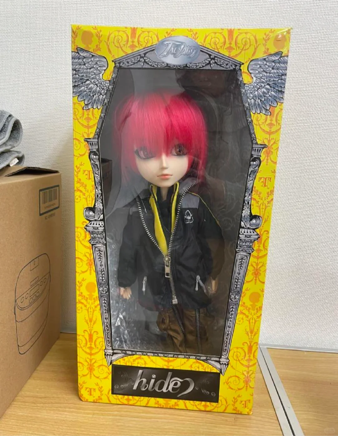 跪求这只hide TAEYANG pullip娃！