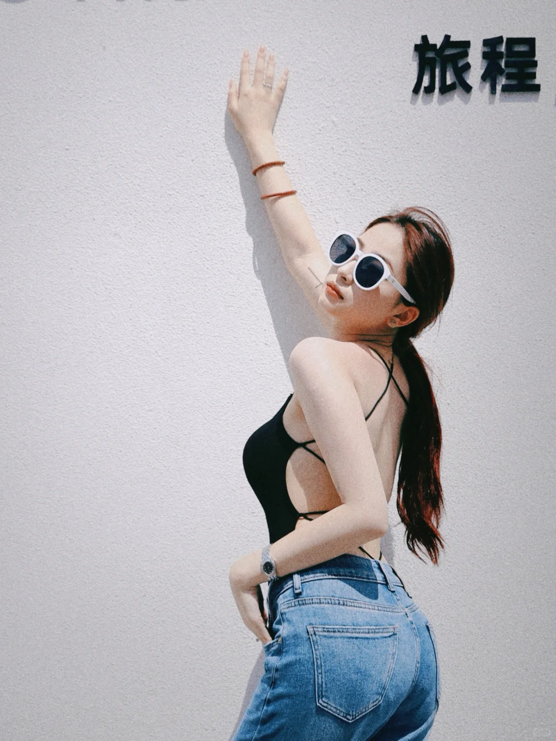 夏日滚滚热浪不及热情似火的美少女！