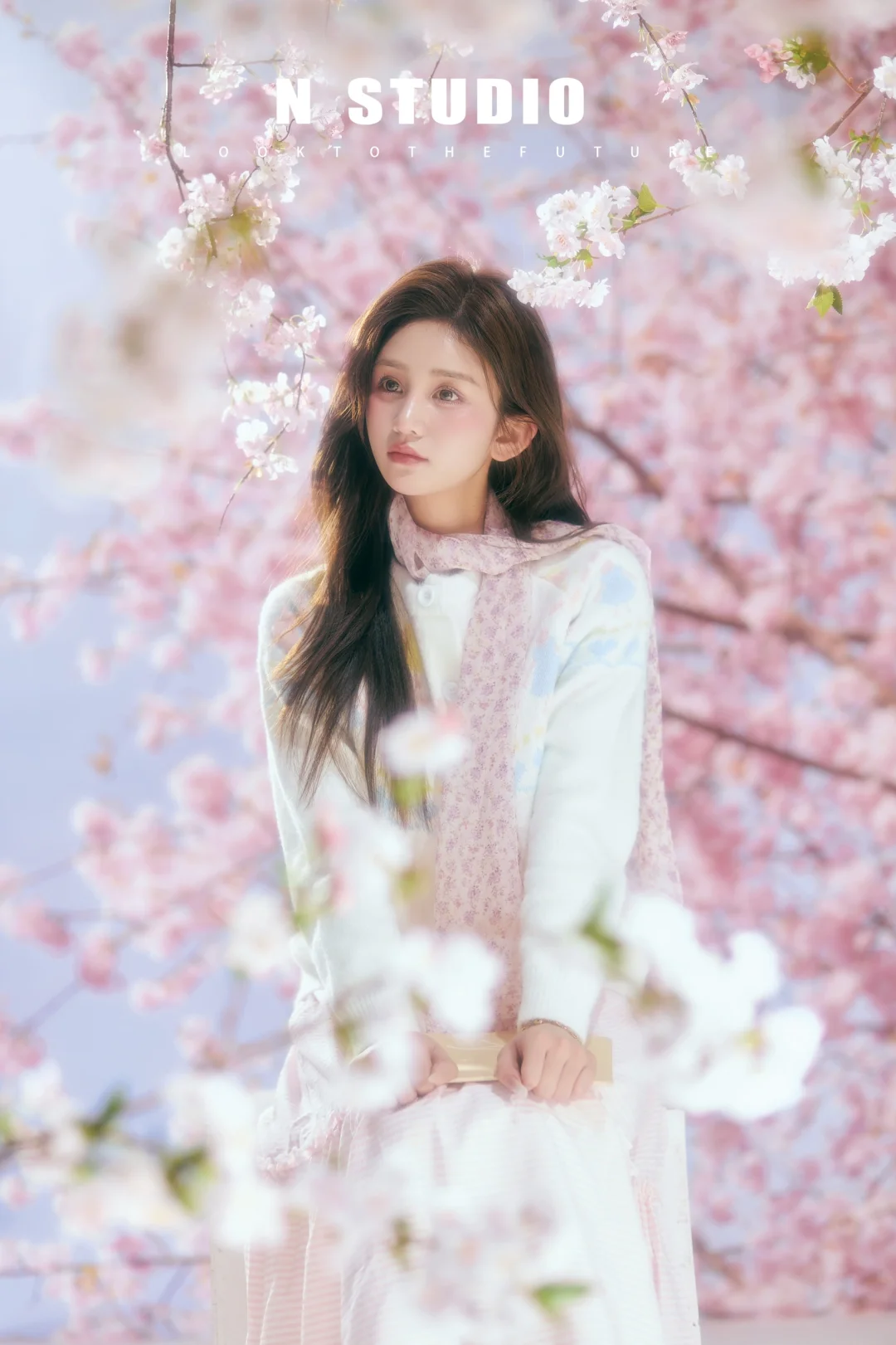 一百来块买的樱花背景拍出来的效果绝了🌸