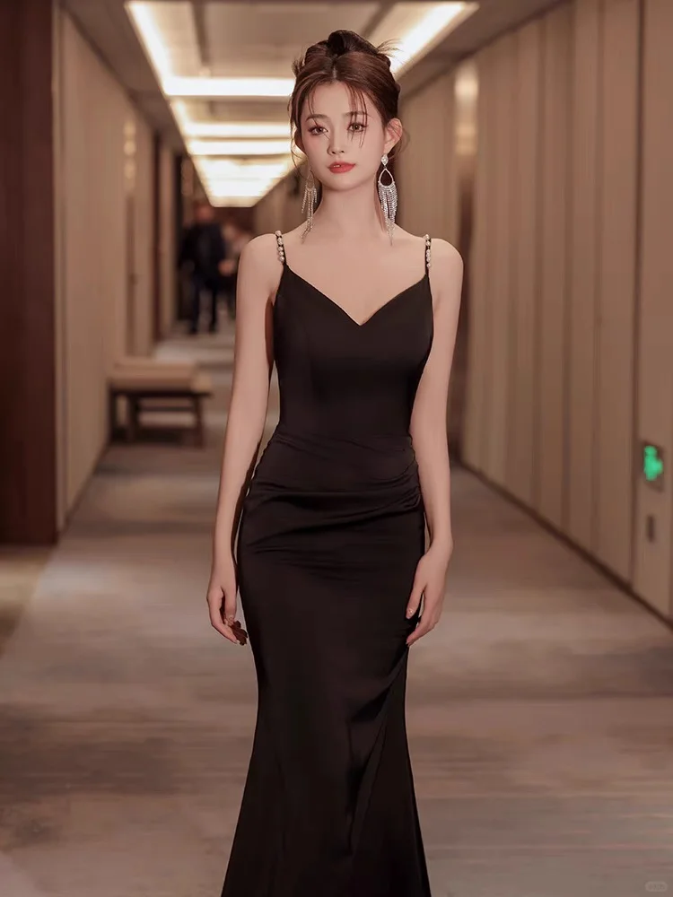 黑色鱼尾轻奢小众鱼尾晚礼服