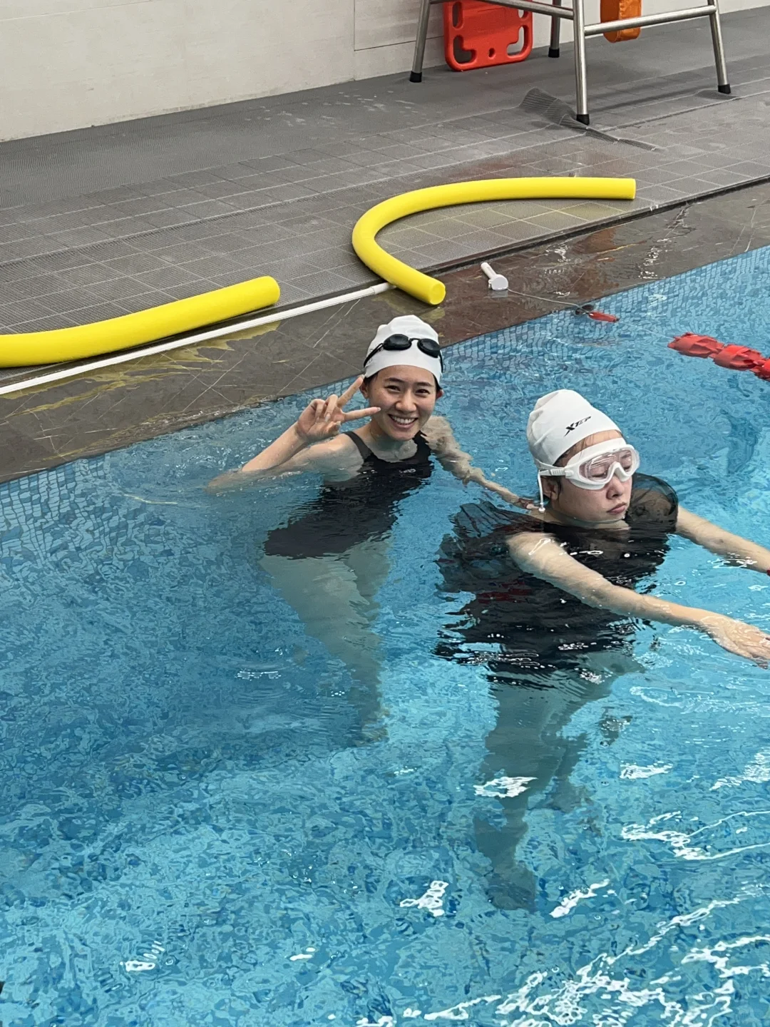 02年济南游泳女教练，只接小姐姐