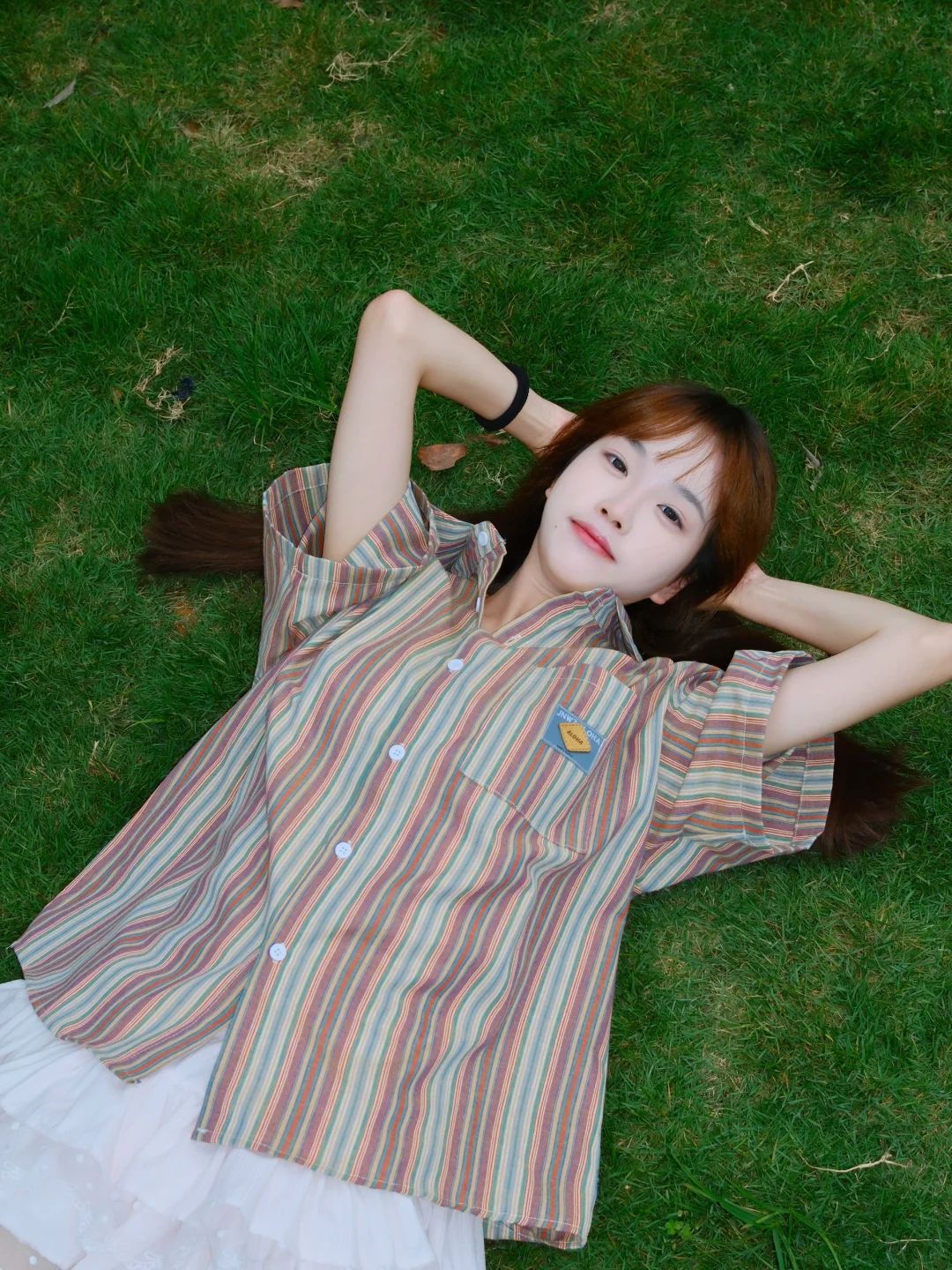 你摸摸我的衣服，看看是不是做你女朋友的料