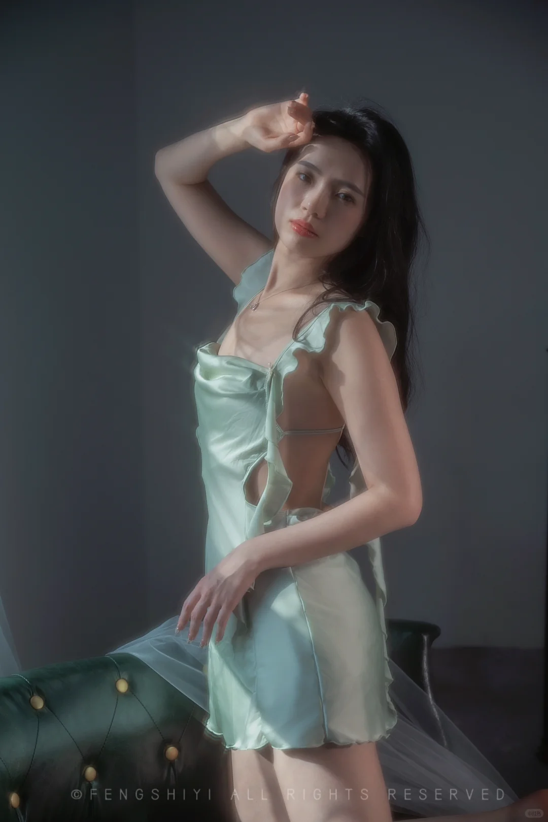 这个绿色的裙子真的太爱啦｜法式轻私房