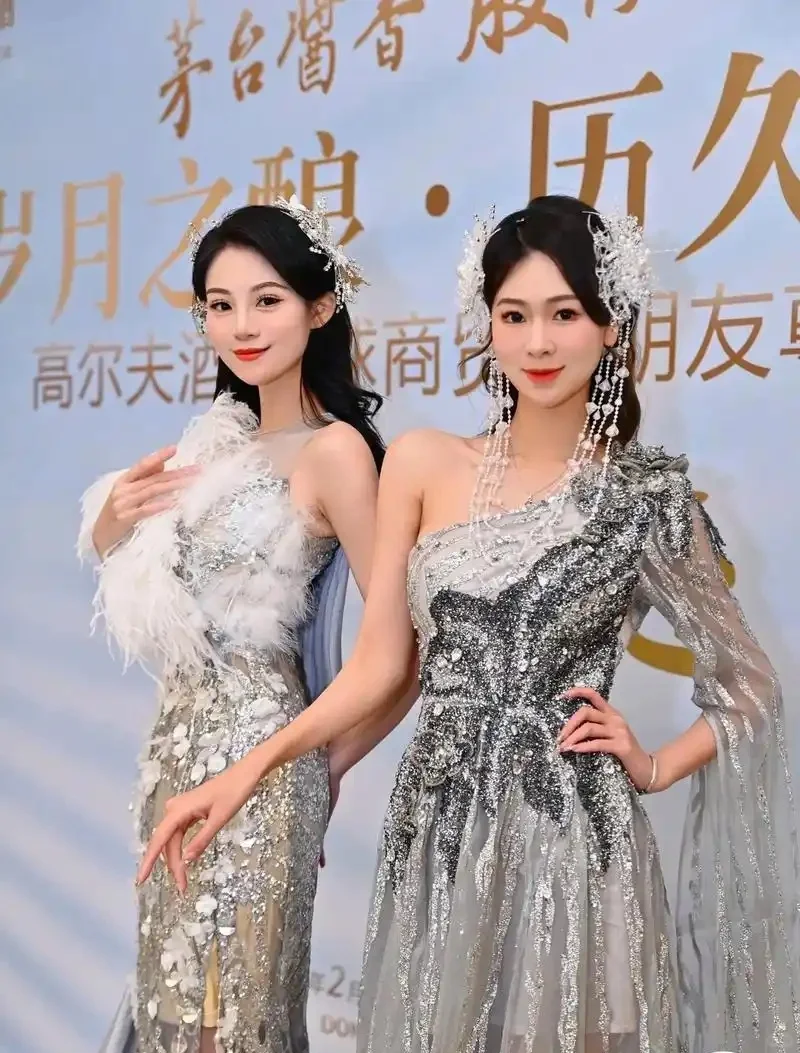 礼仪模特三天1000 宝宝们留下你的身高体重