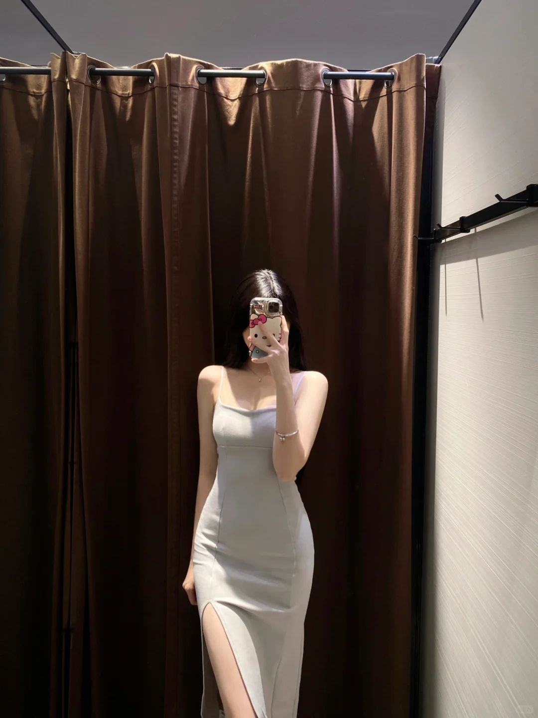 zara新款紧身吊带连衣裙～