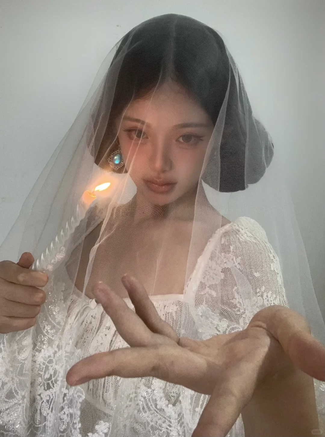 👰