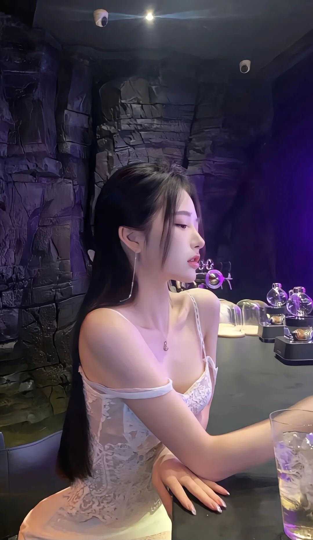 新人模特 可甜可御 寻找摄影师拍摄🎬