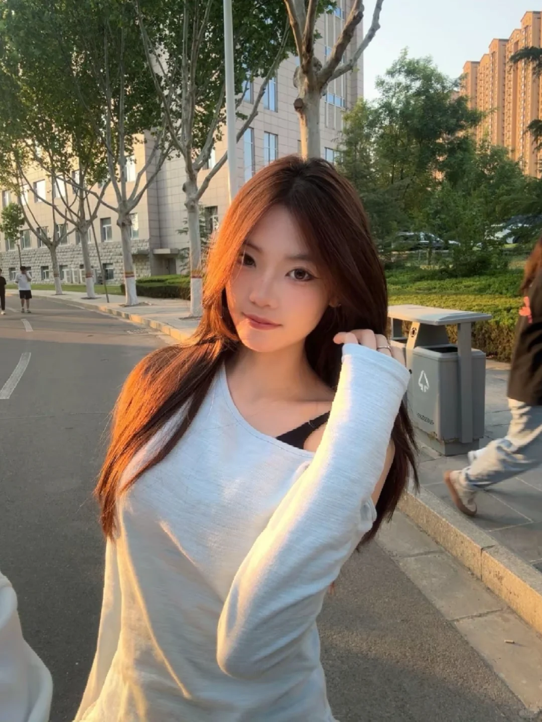 在校女大模特可互动蹲个摄影师📸