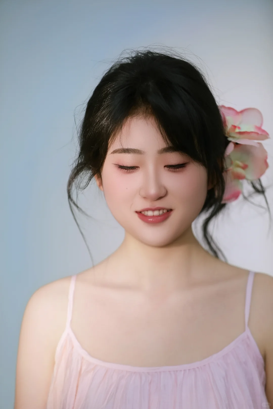 天啊这女孩也太好看了吧！