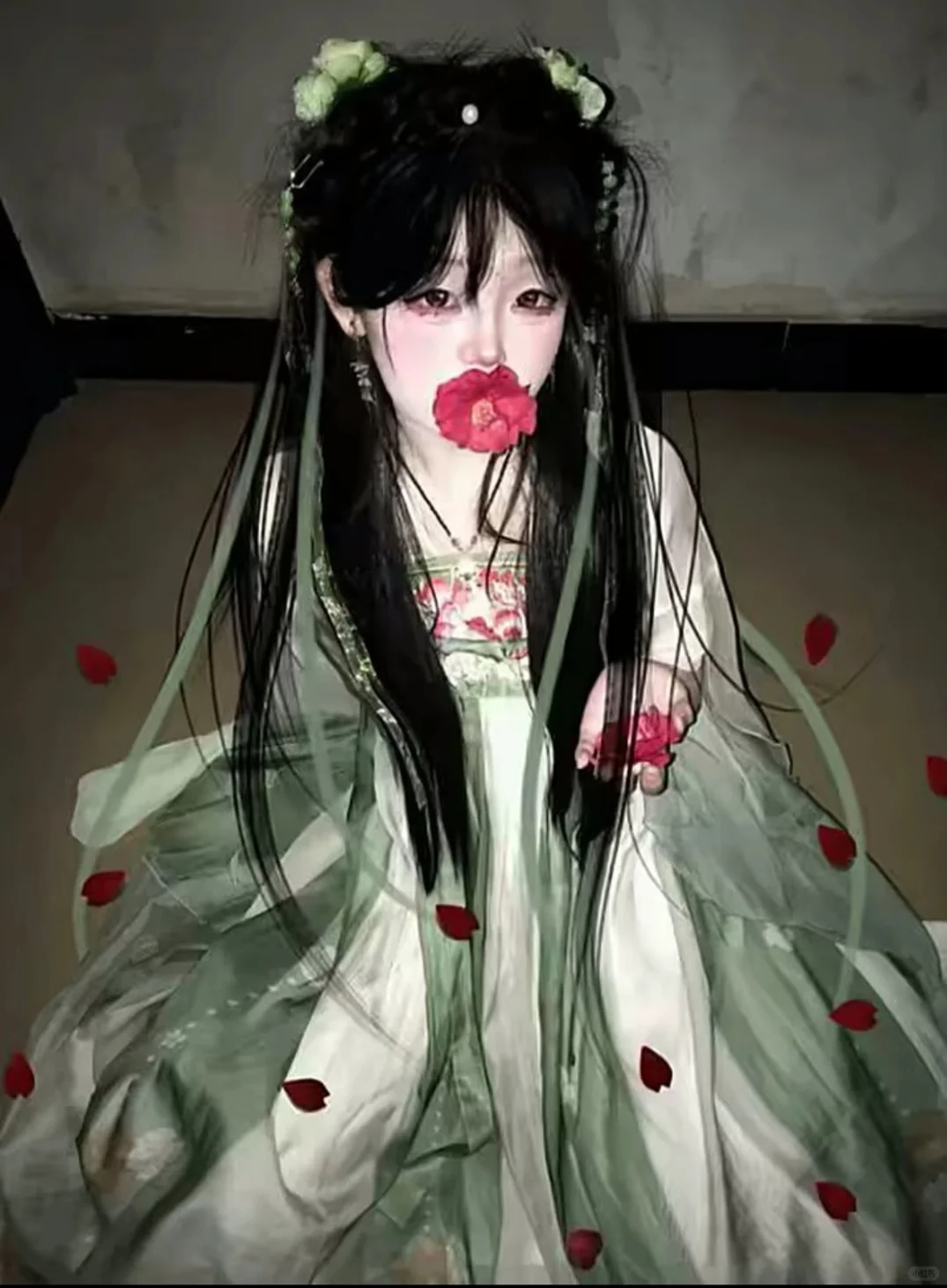 高质江南女头/. 礼拿