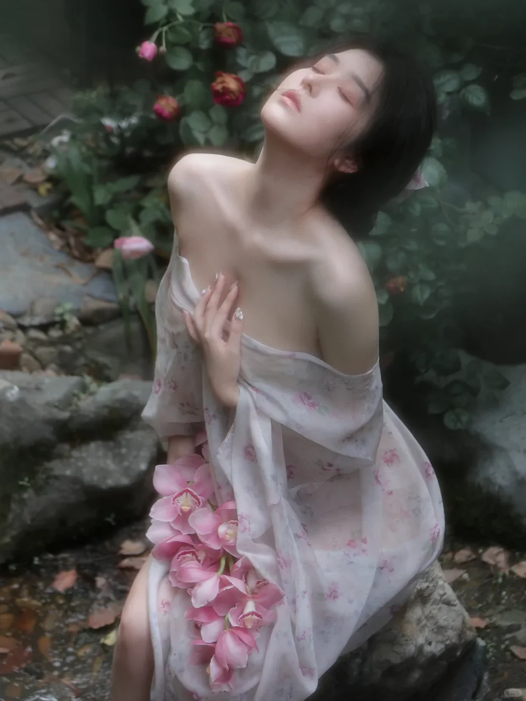 颜值小姐姐快来一起创作氛围感美照