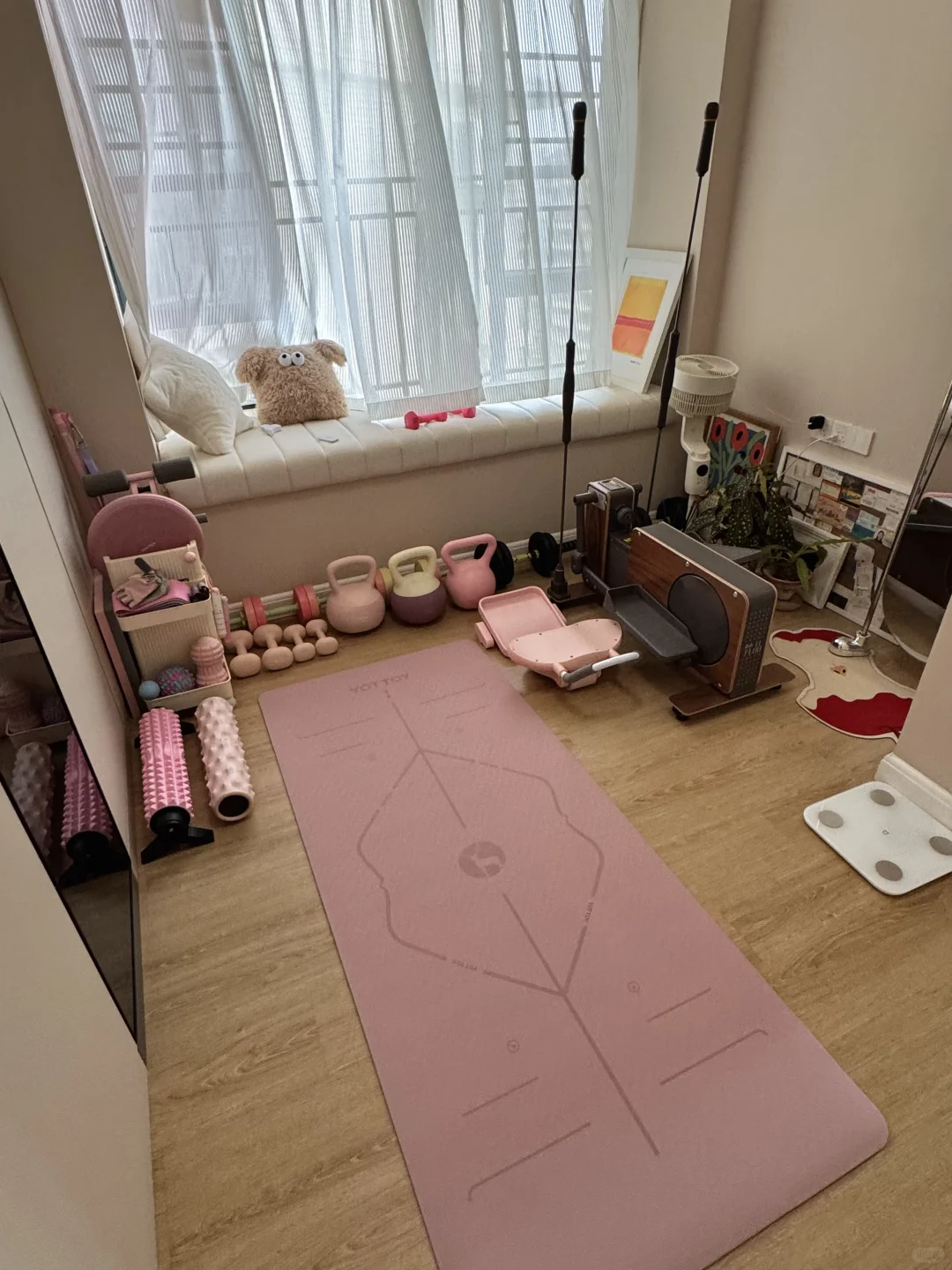 30万人看过的女生健身衣帽间