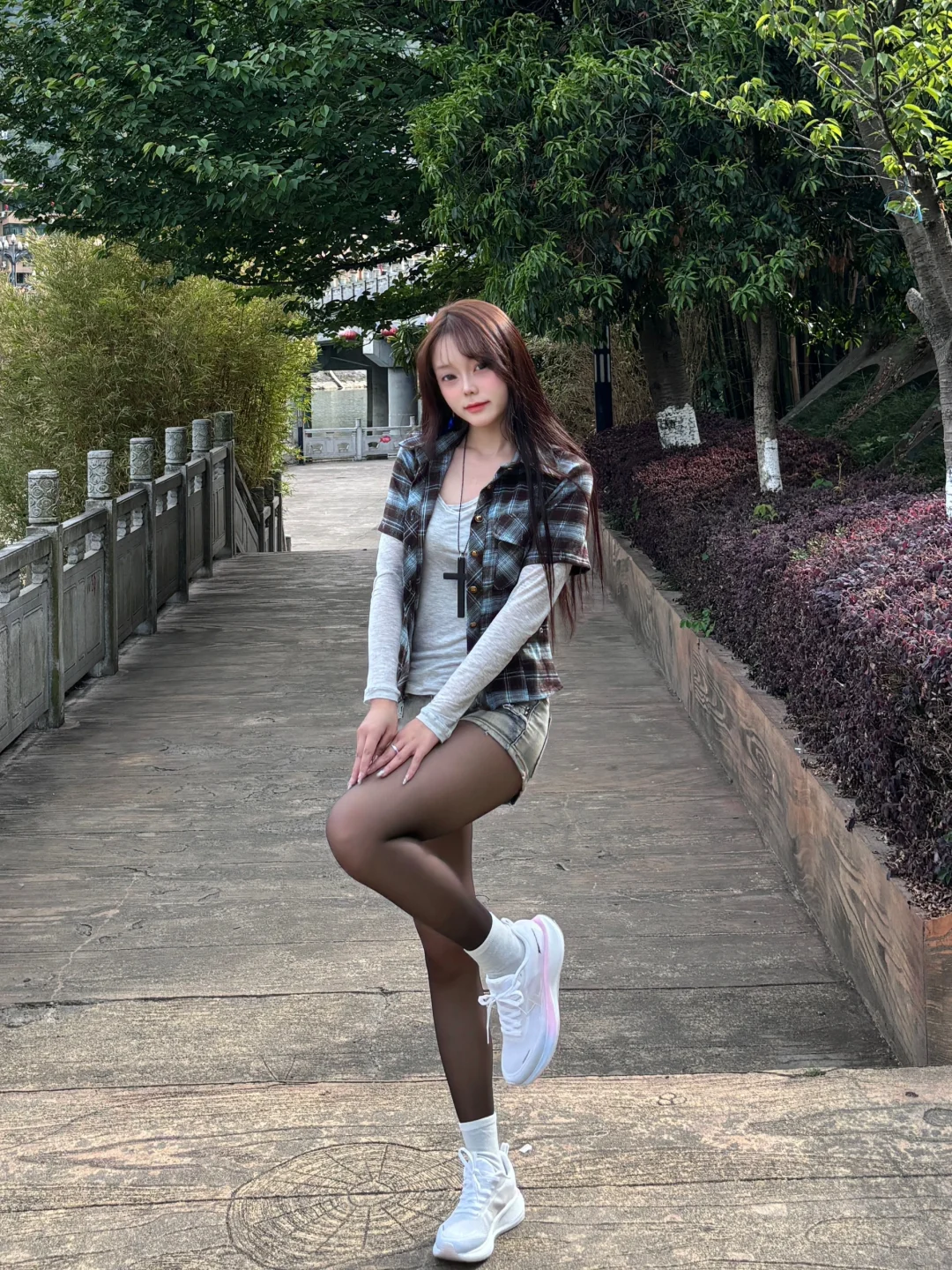 第一次穿黑丝……