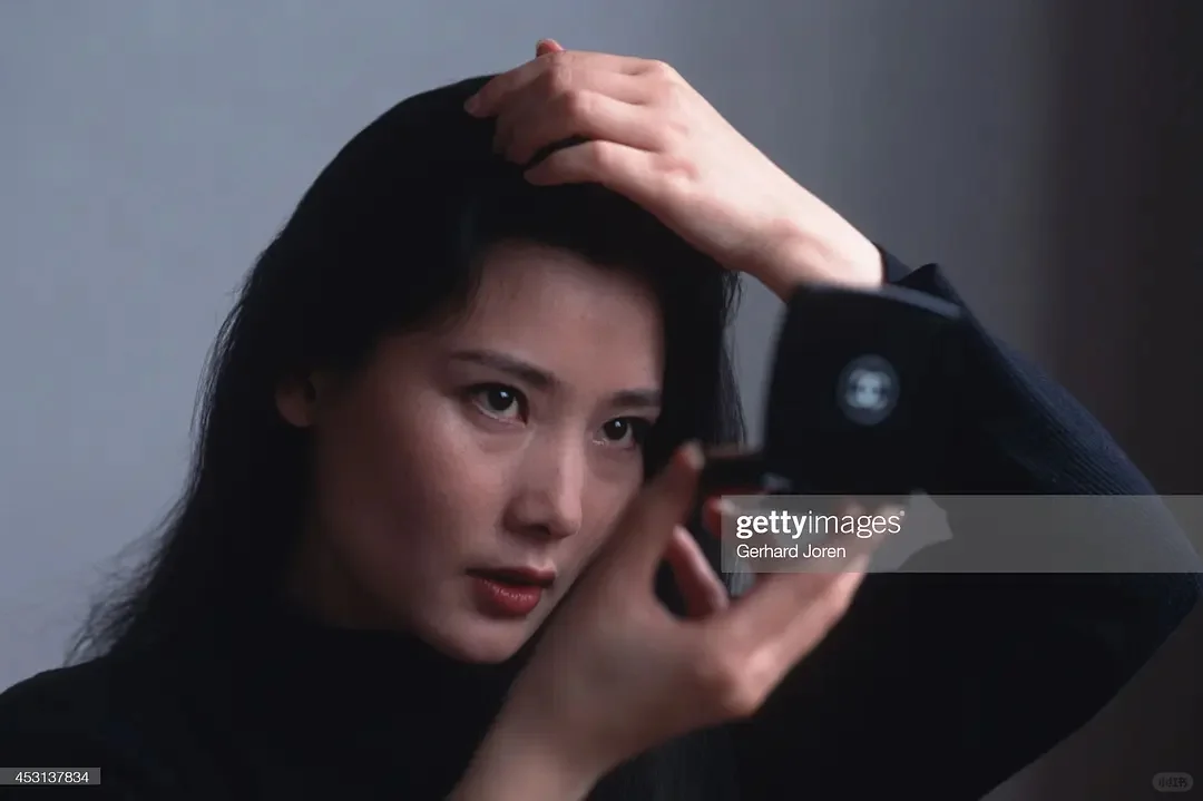 何赛飞｜仿佛张爱玲书中走出的女子