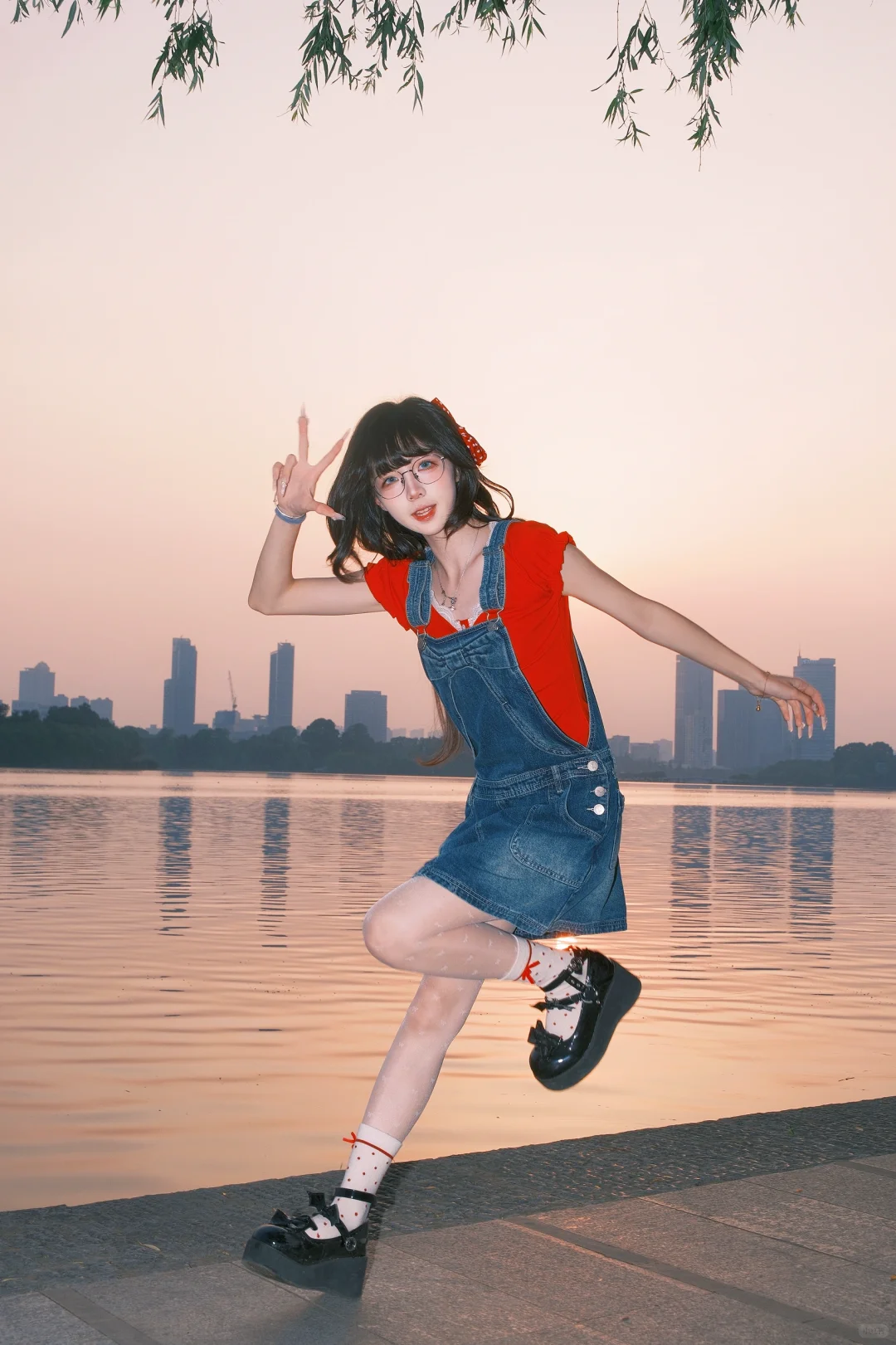 校内vs校外｜看我老奶睡衣爆改活力女大！