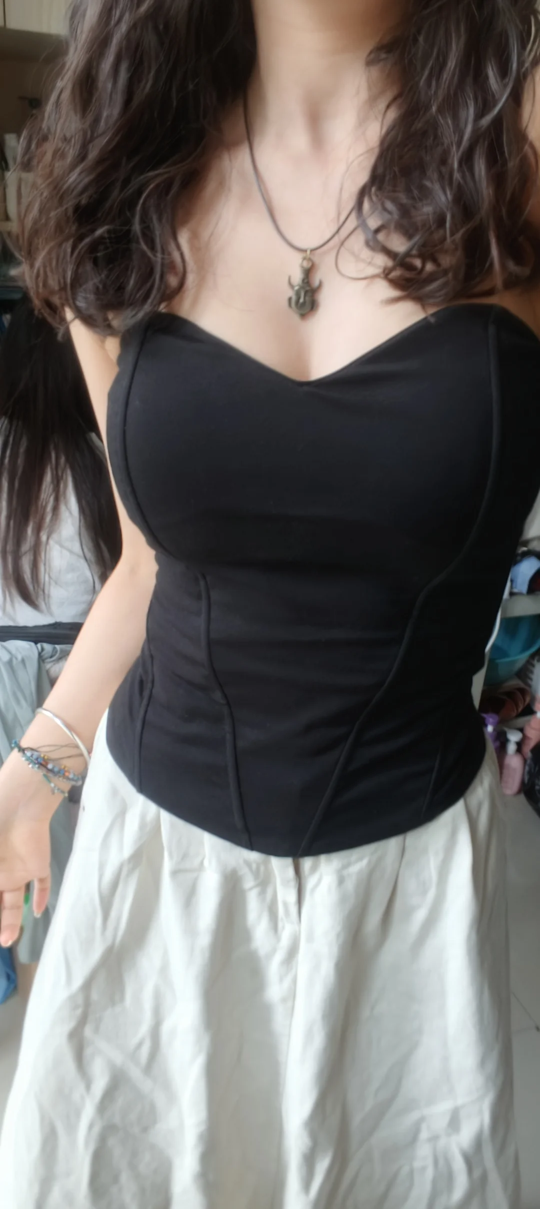 都去穿鱼骨胸衣(*´I`*)