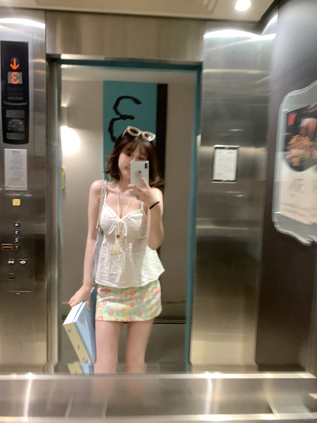 啊啊这套Outfit真的好适合旅行～