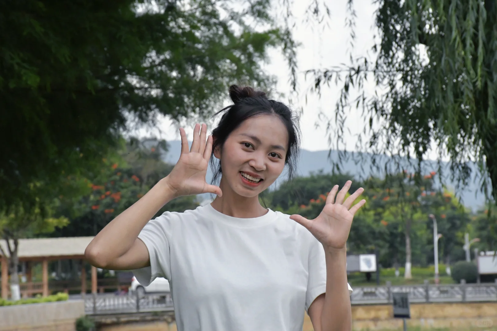 26岁，装了一波青春活力女大学生